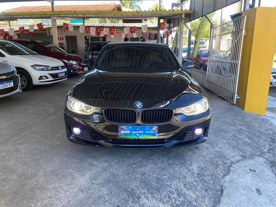 BMW 320i 2.0 16V TURBO GASOLINA 4P AUTOMÁTICO BMW 320i 2.0 16V TURBO GASOLINA 4P AUTOMÁTICO